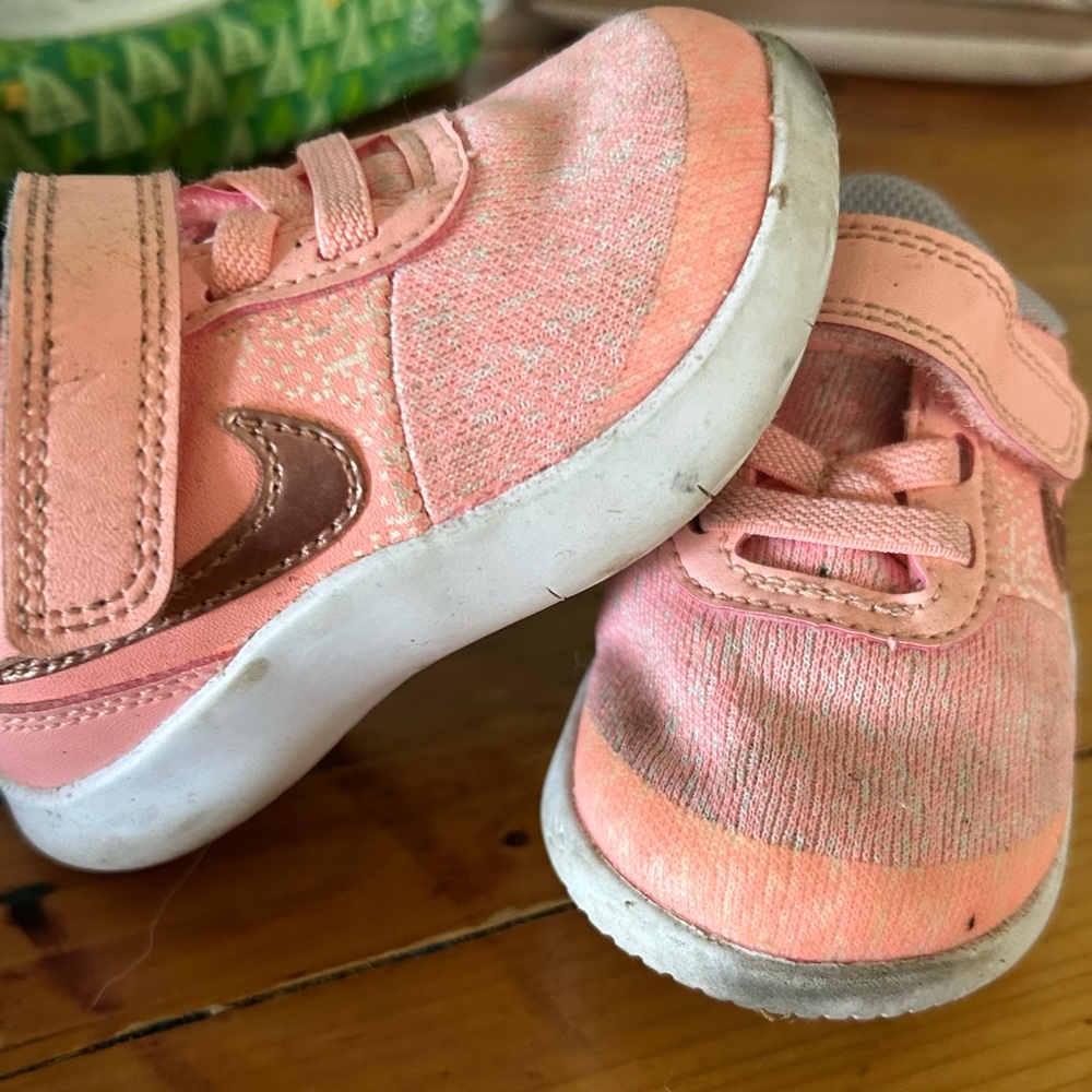 Toddler Nike shoes